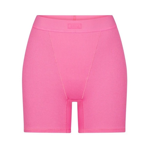 🆕SKIMS SUGAR PINK BOXER SHORTS SIZE:MEDIUM NWT - Picture 1 of 4